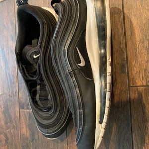 Nike Air Max 97